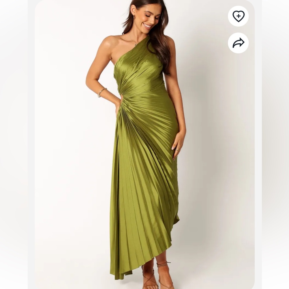 NWT Petal and Pup Kleo One Shoulder Maxi Dress